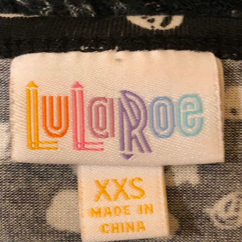 LuLaRoe Top B24 - Picture 3 of 9